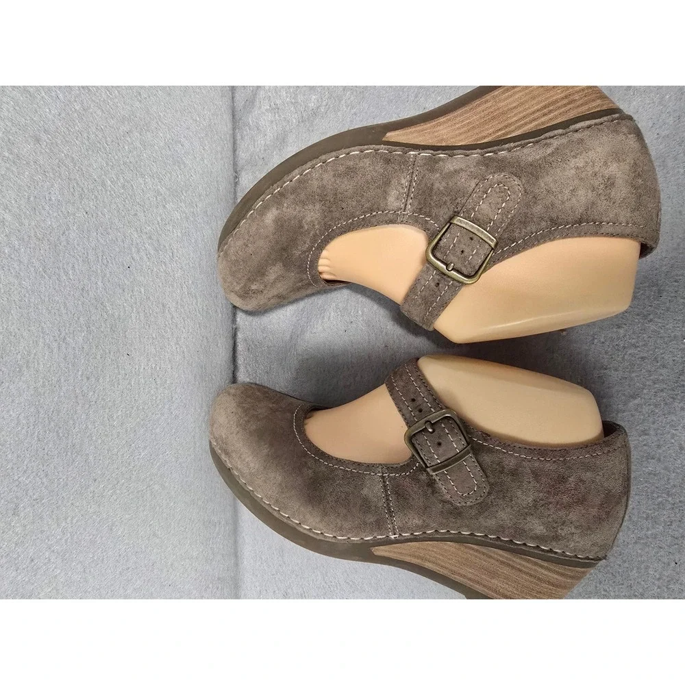 Dansko Womens Taupe Suede Mary Jane Wedge Heels Buckle Strap Size 39 US 8.5-9
